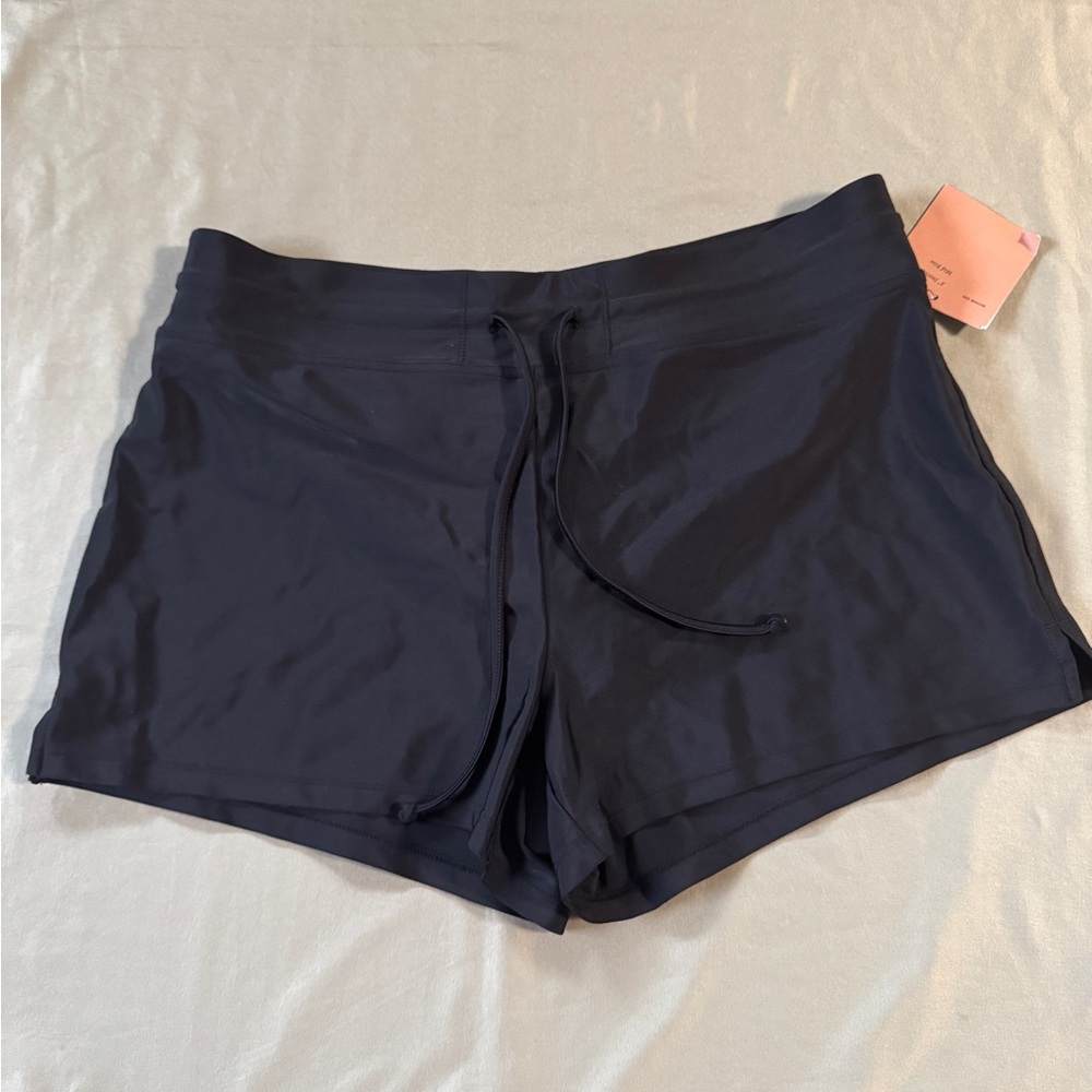 Shade & Shore Women's Black Swim Shorts size S